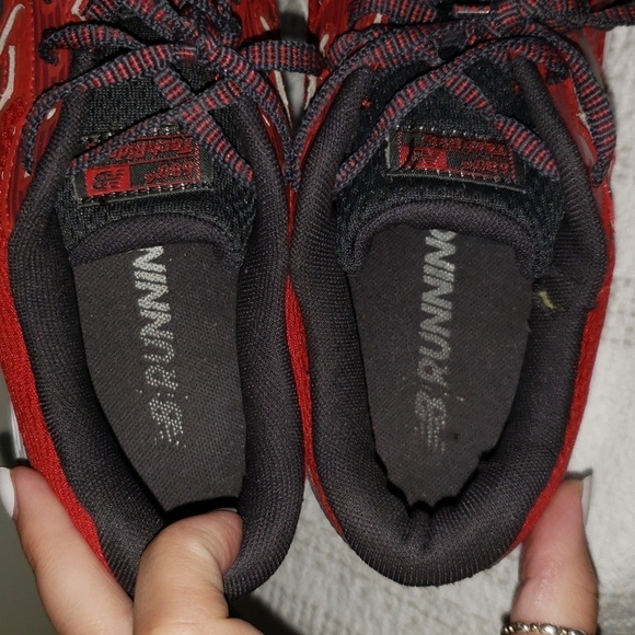 New Balance 680 techride red running sneakers, women's size 6 - Picture 7 of 10